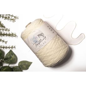 001 Törtfehér - Akril fonal 400 gramm