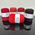 082 - Dark brown acryl yarn 400 grams