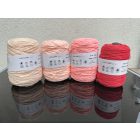 085 - Rosewhite acryl yarn 400 grams
