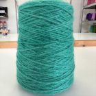 35 - Élénkzöld Gyapjú fonal 400 gramm