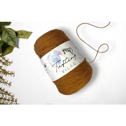 42 - Mandulabarna gyapjú fonal 500 gramm